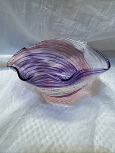 Handblown Wavy Glass Bowl - Picture 1 of 10