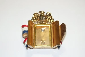Patriotic WWII Double Door Gold Metal Eagle Heart Locket SWEETHEART PIN Brooch - Picture 1 of 10
