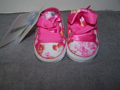 Mayoral Recién Nacido Boutique Tenis Cuna Zapatos Bebé Niña Diseño Floral Talla 17 Nuevo con Etiquetas Foto 1 de 4
