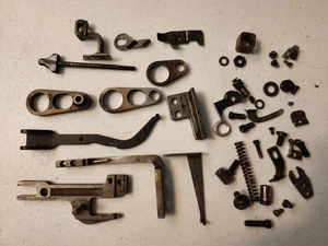 Gran lote de piezas de máquina de coser industrial Union Special vintage B12 - Imagen 1 de 7