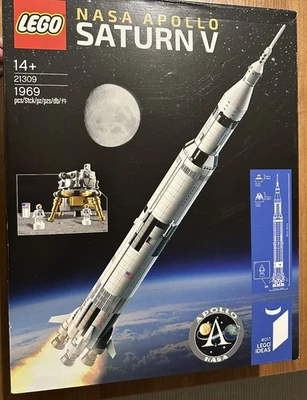 Lego Ideas 21309 NASA Apollo Saturn V.  Brand New Sealed Retired Set - Image 1 of 2