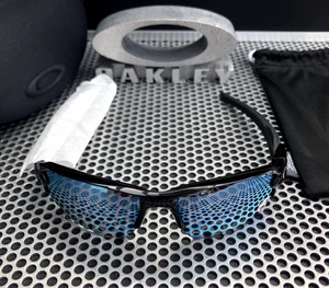 OAKLEY FLAK 2.0 XL | POLISHED BLACK | PRIZM DEEP WATER (H2O) POLARISED - Picture 1 of 13