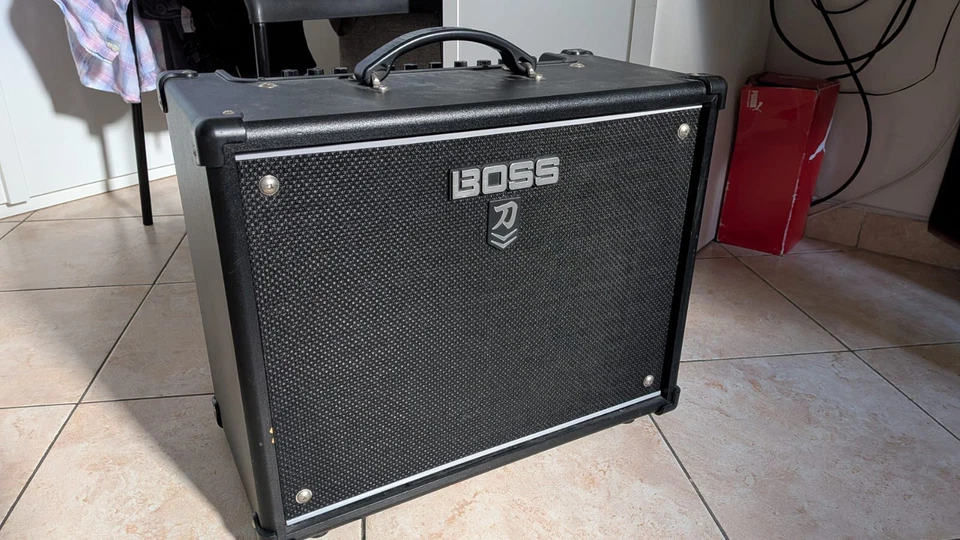 BOSS KATANA 50 MKII AMPLIFICATORE per chitarra  con effetti e altro - Immagine 1 di 3