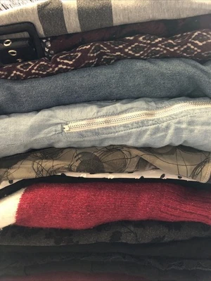 Lot revendeur friperie 13 robes femme taille L Robes saison Automne / Hiver - Photo 1/3