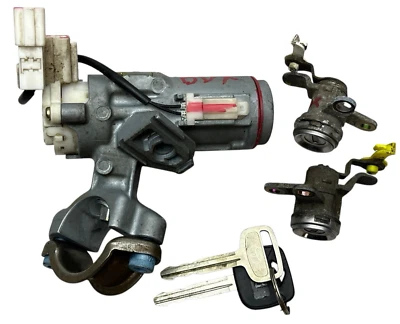 2000-05 Toyota CELICA Ignition Switch w/2 Keys & Door Locks *Manual Trans* - Изображение 1 из 4