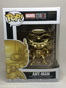 Funko Pop! #384 Marvel Comics Studios dorado cromado Ant Man A2 - Imagen 1 de 6