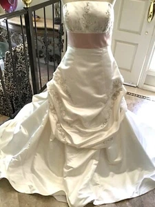 EDEN BRIDAL Vestido de Boda Marfil/Rosa 10 Nuevo con Etiqueta - Imagen 1 de 7