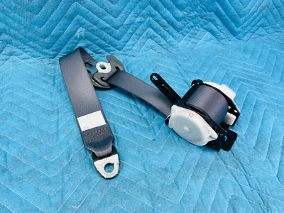 Cinturón de seguridad lado del pasajero Lexus GX470 2ª fila 2003-2009 gris OEM Foto 1 de 4