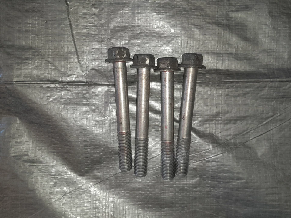 🥇01-06 LEXUS UCF30L LS430 PINZA DE FRENO DELANTERA IZQUIERDA DERECHA SUMITOMO PERNOS OEM X4 Foto 1 de 1