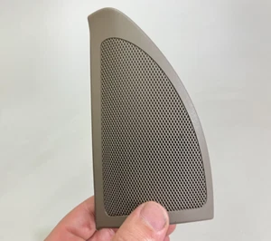 06-2013 mercede w251 r350 r320 left driver door corner tweeter speaker COVER oem - Picture 1 of 9