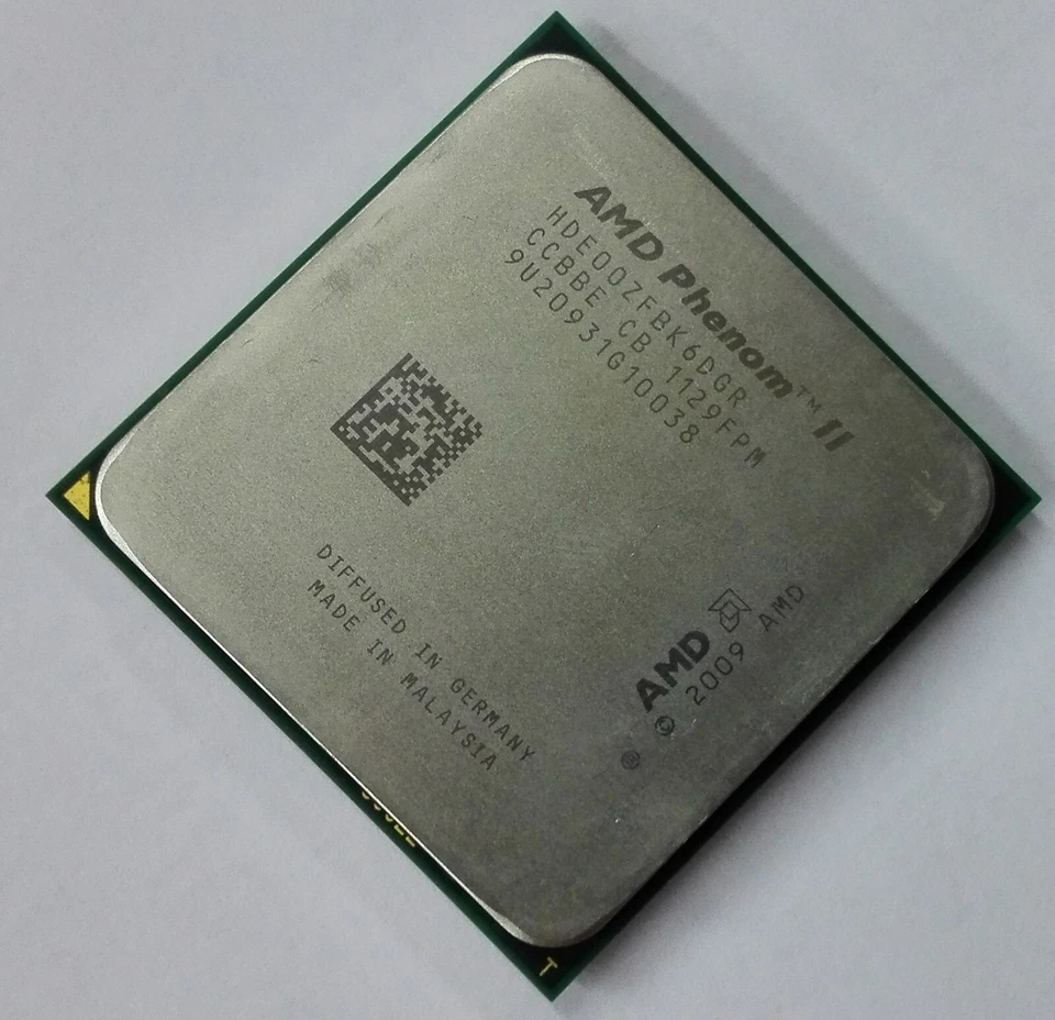 AMD Phenom II X6 1100T 1090T 1075T 1065T 1055T 1045T 1035T AM3 938p Desktop CPU - Image 1 of 4