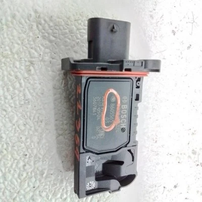 Medidor de fluxo de ar 4.4L Twin Turbo compatível com 16-20 BMW 750i 954345 - Imagem 1 de 4