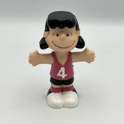 Camiseta rosa Peanuts Lucy Gang 1952 de colección United Feature Syndicate RARA Foto 1 de 4