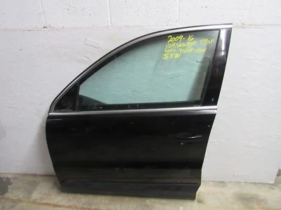 2009-2010-2011-2012-2013-2014-2015-2016 VOLKSWAGEN TIGUAN LEFT FRONT DOOR  - Image 1 of 4
