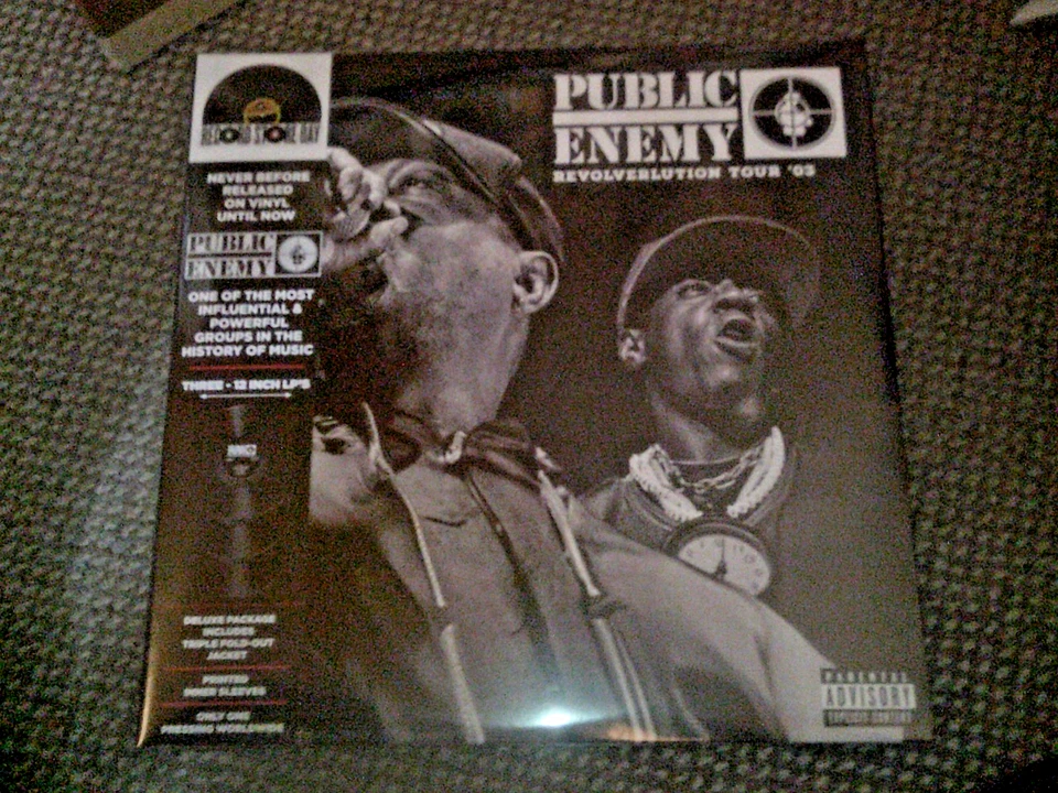 Public Enemy - Revolverlution Tour '03  LIMITED EDITION VINYL   3LPs  NEU (2024) - Bild 1 von 1