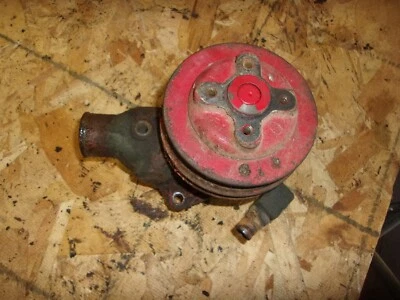 Willys Jeep F134 Bomba de agua con 2 poleas Grove cj5 cj3 m38 Foto 1 de 4