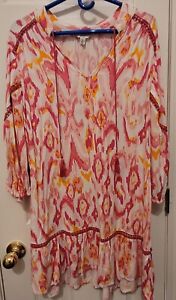 PRE-OWNED CROWN AND IVY PEASANT DRESS PINK, TIE DYED, MULTICOLOR SIZE MEDIUM.