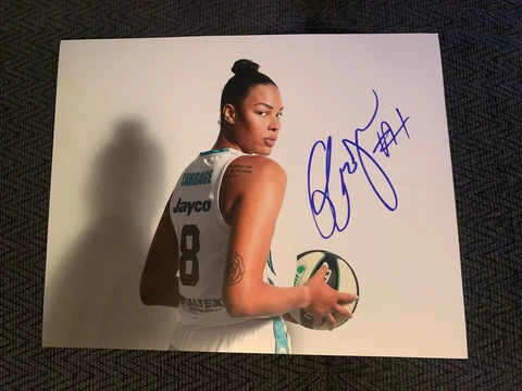 Liz Cambage Signed 8 X 10 Photo Wnba LA Sparks Autographed Las Vegas Aces Cover