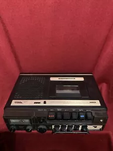 Marantz Professional Cassette Recorder PMD220 FOR PARTS/REPAIR ONLY/ AS-IS - Picture 1 of 3