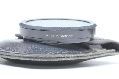 Hasselblad B50 Polarizing 2x Pola Filter Bay 50W/Original Leather Case - Image 1 of 3