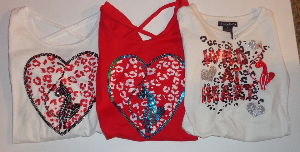 Camisa Baby Phat Meninas Baby Phat Logotipo na Frente Coração Gato Vários Tamanhos Nova Com Etiqueta - Imagem 1 de 1