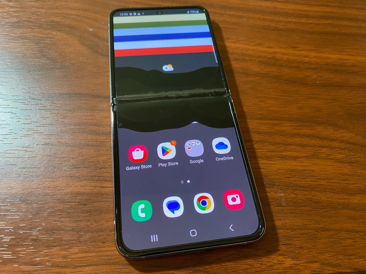 Samsung Galaxy Z Flip4 256GB for Sale - Shop New & Used Cell