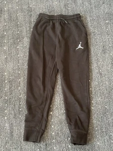 Nike youth jordan sweatpants size medium - Picture 1 of 2