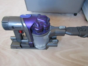 DYSON DC31 ANIMAL HANDHELD VACUUM - Picture 1 of 3
