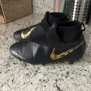 Nike Fantom Vision Elite FG Cleats Size 3 Youth Black Metallic Gold - Picture 1 of 6