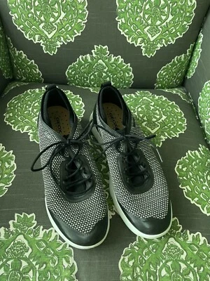 Zapatos con cordones Geox Respira blanco y negro charol italiano - EE. UU. 8 Foto 1 de 4