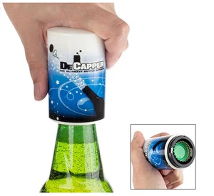 DeCapper: The Ultimate apribottiglie apre tutti i tappi a corona (NUOVO!!!) - Foto 1 di 4
