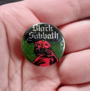 Vintage ~ BLACK SABBATH ~ 80s Rock Band Album Born Again Badge Pin Button RUSTED - Picture 1 of 10
