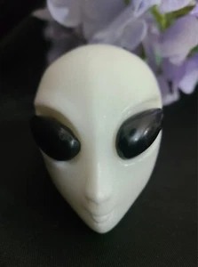 2" White Marble Obsidian Eyes Crystal Alien Head Skull - STAR BEING UFO -AREA 51 - Picture 1 of 15