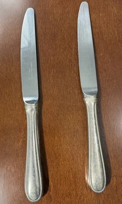 2 CUCHILLOS DE CENA Christofle Hotel PASTORALE Plateado Brillante Contorno X's 9 1/4" Foto 1 de 3