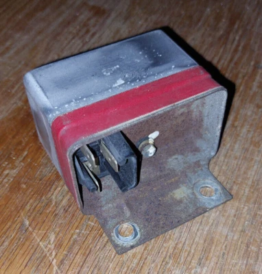 BMW R45 R65 80 R100 Regler Spannungsregler 12 V - Bild 1 von 3