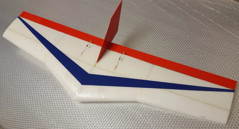 Hai, Epp-Flugmodell 1200mm Hangsegler. - Bild 1 von 1