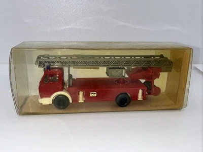 Wiking HO Scale Mercedes Benz Ladder Fire Truck Metz FW DLK 23-12 #618 - Image 1 of 4