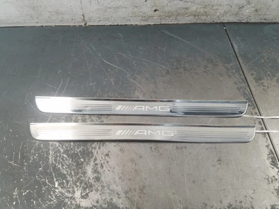 Mercedes AMG C 63 S 2017 placas de desgaste de umbral de puerta iluminadas #3490 C5 Foto 1 de 4