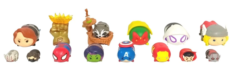 Lote de figuras en miniatura de vinilo Marvel Tsum Tsum tamaños y personajes surtidos Foto 1 de 4