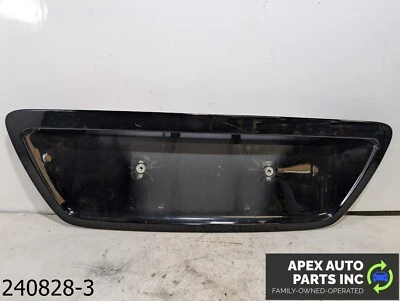 OEM 2007 Saab 9-5 2.3L Exterior Rear License Plate Panel Trim Foto 1 de 4