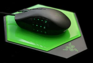 RAZER Acrylic Mouse Pad Limited Edition for Display-NEW - Picture 1 of 3