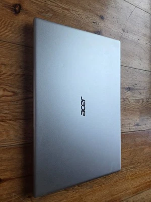 Acer Swift 3 SF314-43 238 GB, computer portatile usato, AMD Ryzen 5, Windows 11 Home - Immagine 1 di 4