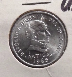 UNCIRCULATED 1965 50 CENTESIMOS URUGUAY COIN (70716) - Picture 1 of 3