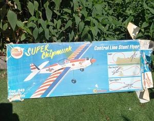 COX SUPER CHIPMUNK CONTROL LINE STUNT PLANE IN BOX - VINTAGE FLYING MODEL - Picture 1 of 11