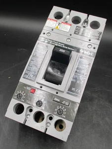 SIEMENS HFXD63B200 3-P 200A 600V SENTRON CIRCUIT BREAKER 'SAMEDAY SHIP' - Picture 1 of 9
