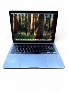Apple MacBook Pro 13" 2022 M2 8GB 512GB Gris espacial QWERTY IVA identificable - Imagen 1 de 9