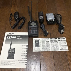Yaesu FT1XD Standard Model Dualband Ham Radio Transceiver - Zdjęcie 1 z 8