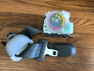 2011 2012 TOYOTA SIENNA OEM Rear 3rd Row Left Seat Belt Retractable Gray Foto 1 de 4