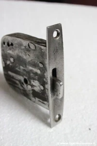 SERRATURA ANTICA IN FERRO AD INCASSO PER MOBILE FERRAMENTA ANTIQUE ITALIAN LOCK - Picture 1 of 4