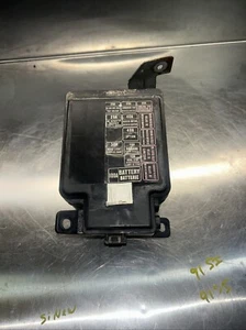97 98 99 00 01 Honda CR-V CRV Main Fuse Relay Box Assembly “A0” Used OEM - Picture 1 of 6